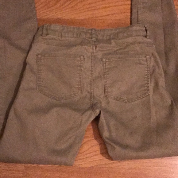 H&M pants - Picture 4 of 5